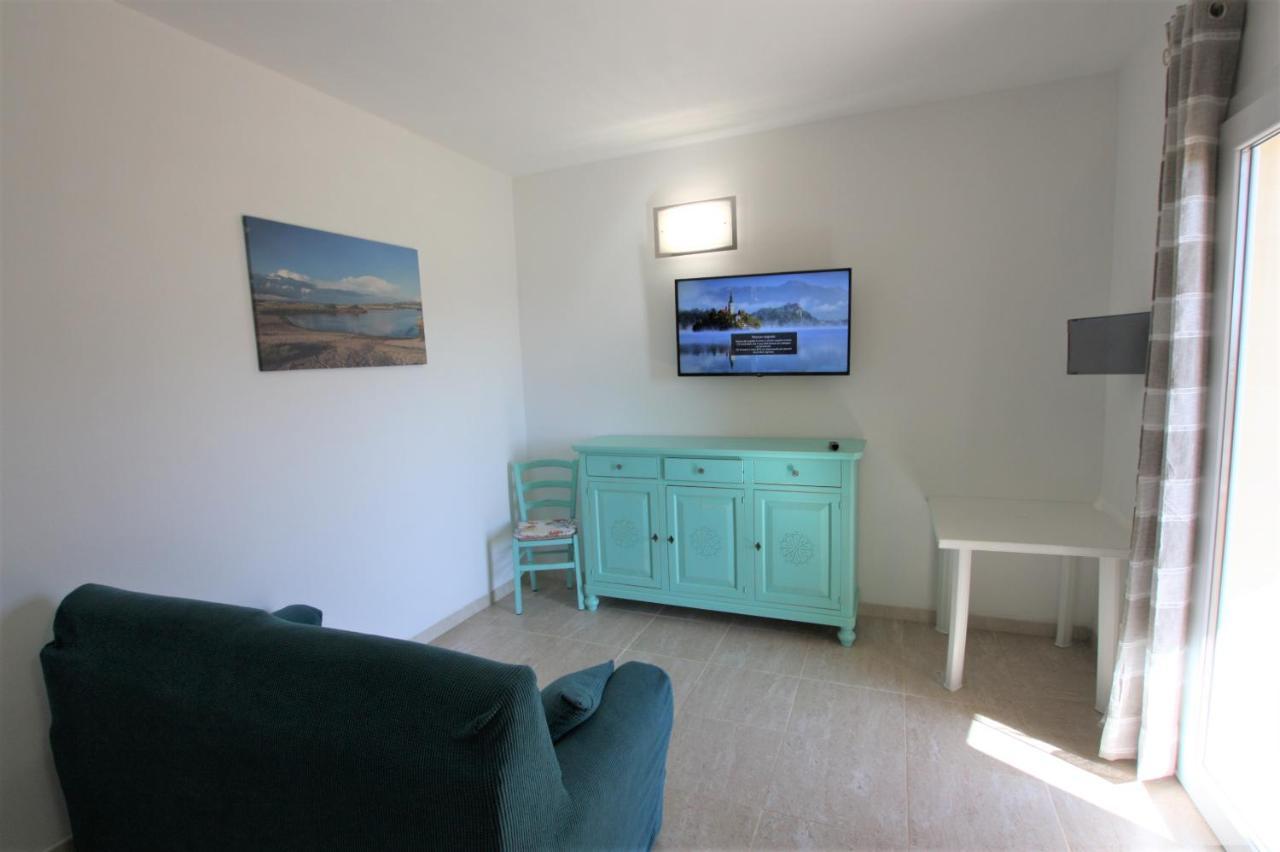 Shr Badesi Appartement Buitenkant foto